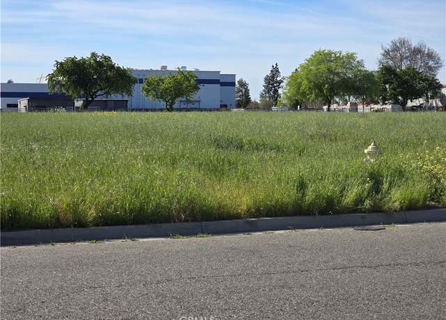Property at 817 Beechcraft Ave, Merced, CA 95341