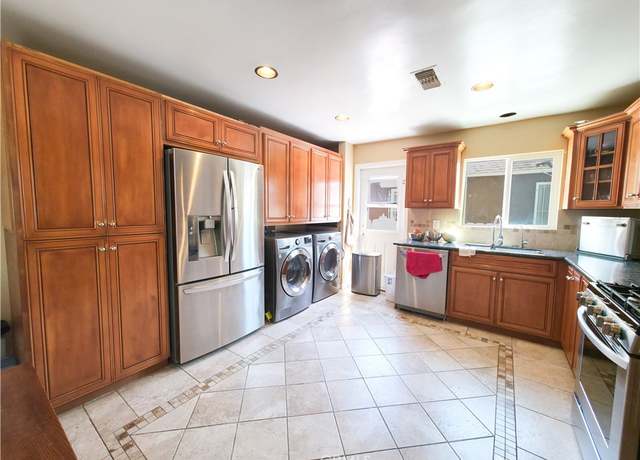 Property at 3817 Somerset Dr, Los Angeles, CA 90008, 2 beds, 1 bath