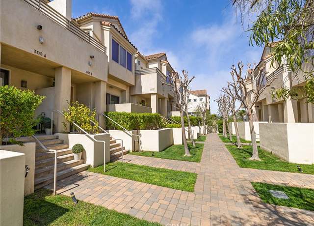 Property at 305 Kansas St Unit B, El Segundo, CA 90245, 3 beds, 2.5 baths
