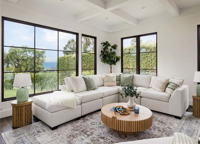 Property at 1336 Palos Verdes Dr W, Palos Verdes Estates, CA 90274, 5 beds, 4 baths