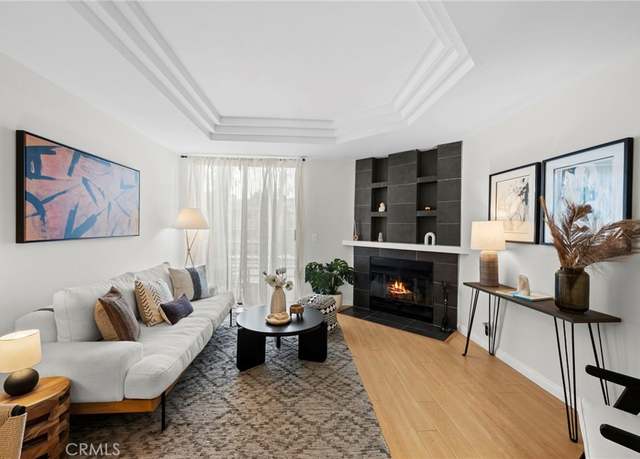 Property at 2500 Abbot Kinney Blvd #9, Venice, CA 90291, 2 beds, 2.5 baths