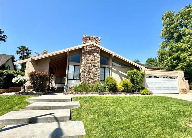 Property at 25453 Via Novia, Valencia, CA 91355, 3 beds, 2 baths