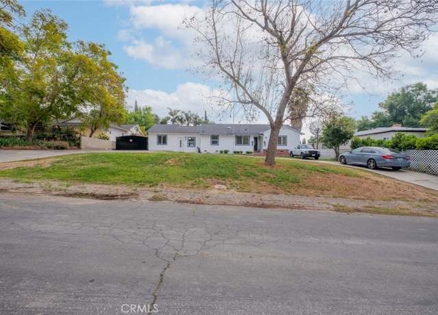 Property at 11360 Ruggiero Ave, Sylmar, CA 91342, 4 beds, 3 baths