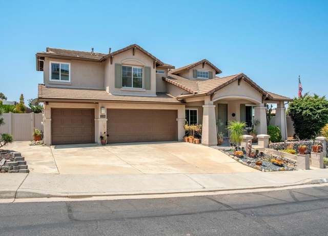 Property at 2288 Boulders Ct, Alpine, CA 91901, 4 beds, 3 baths