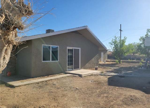 Property at 2340 Armory Rd, Barstow, CA 92311, 3 beds, 1 bath