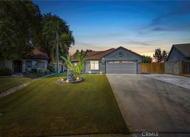 Property at 12017 Hannah Denise Ave, Bakersfield, CA 93312, 5 beds, 2 baths