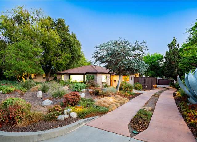Photo of 624 W 10th St, Claremont, CA 91711