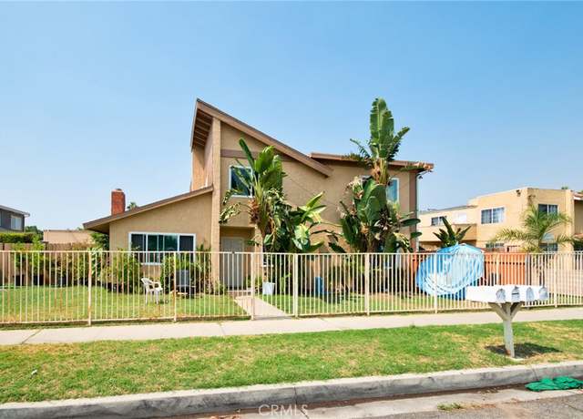 Property at 1074 N Willow Ave, Rialto, CA 92376, 9 beds, 5 baths