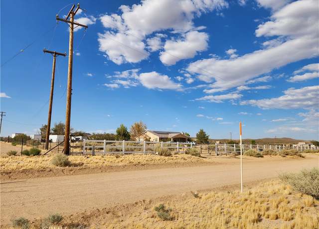 Property at 17805 Riverview Rd, Helendale, CA 92342