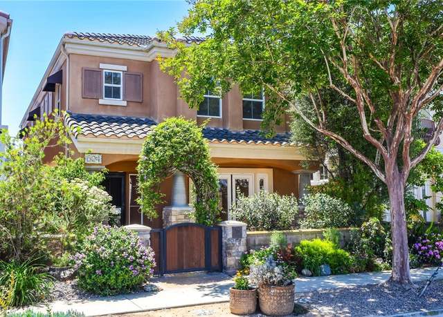 Property at 604 Indianapolis Ave, Huntington Beach, CA 92648, 4 beds, 3 baths