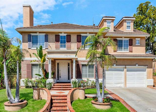 Property at 23261 Castle Rock, Mission Viejo, CA 92692, 5 beds, 3 baths