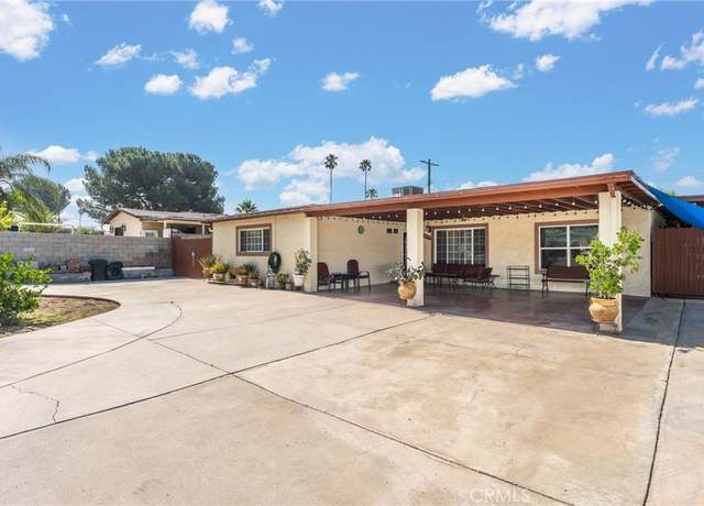 Property at 25479 Los Flores Dr, San Bernardino, CA 92404, 3 beds, 2 baths