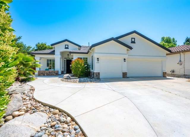 Property at 1050 Sleepy Hollow Rd, Paso Robles, CA 93446, 4 beds, 2.5 baths