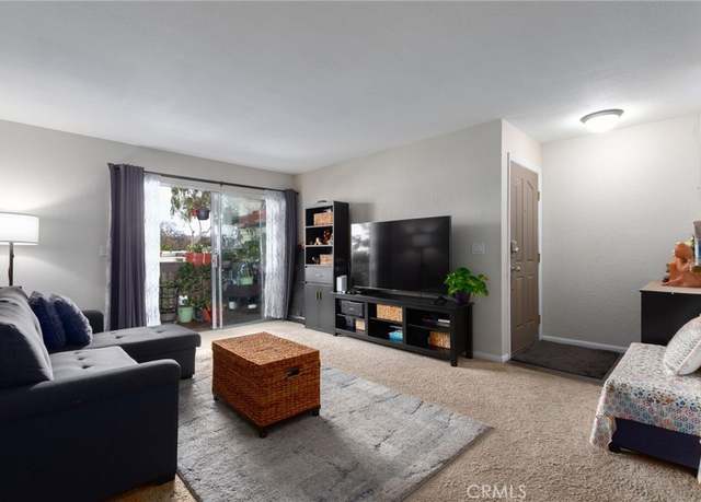 Property at 432 Edgehill Ln #26, Oceanside, CA 92054, 1 bed, 1 bath