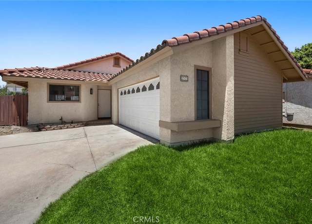 Property at 2373 Weatherwood Rd, Corona, CA 92879, 2 beds, 2 baths
