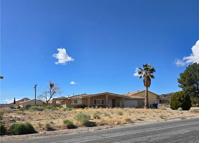 Property at 16420 Malahat Rd, Apple Valley, CA 92307, 3 beds, 2.5 baths