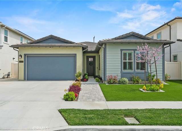 Property at 14432 Windfall Ln, Huntington Beach, CA 92647, 3 beds, 2.5 baths