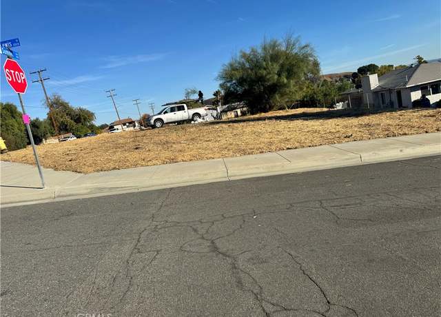 Property at 220 N lewis St, Lake Elsinore, CA 92530