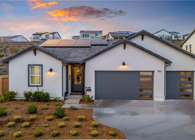 Property at 28874 Saddle Cir, Castaic, CA 91384, 4 beds, 3.5 baths