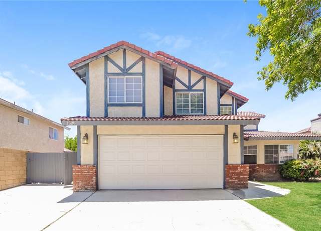 Property at 1536 Granicy Dr, Lancaster, CA 93535, 4 beds, 2.5 baths