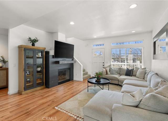 Property at 357 W Wilson St Unit J, Costa Mesa, CA 92627, 3 beds, 2.5 baths