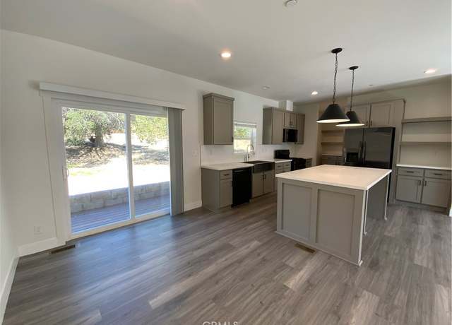 Property at 39421 Calle El Parado, Green Valley, CA 91390, 4 beds, 2 baths