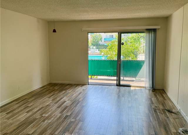 Property at 5460 White Oak Ave Unit A112, Encino, CA 91316, 1 bed, 1 bath