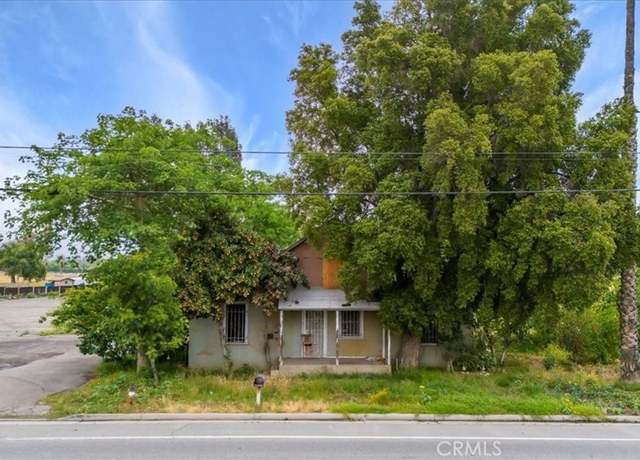 Property at 1044 Main St, Riverside, CA 92501, 3 beds, 1 bath