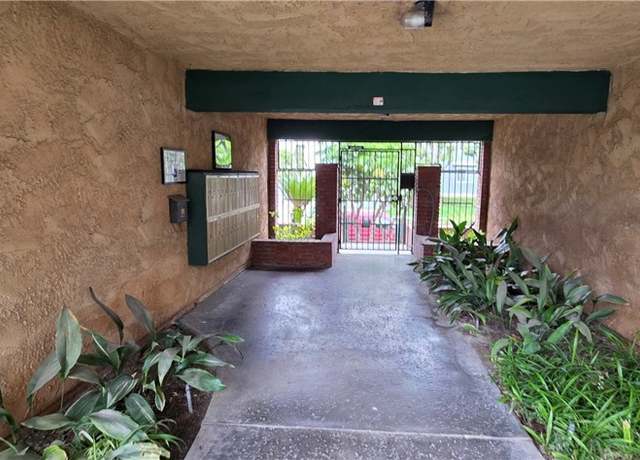 Property at 715 S Webster Ave #30, Anaheim, CA 92804, 2 beds, 2 baths