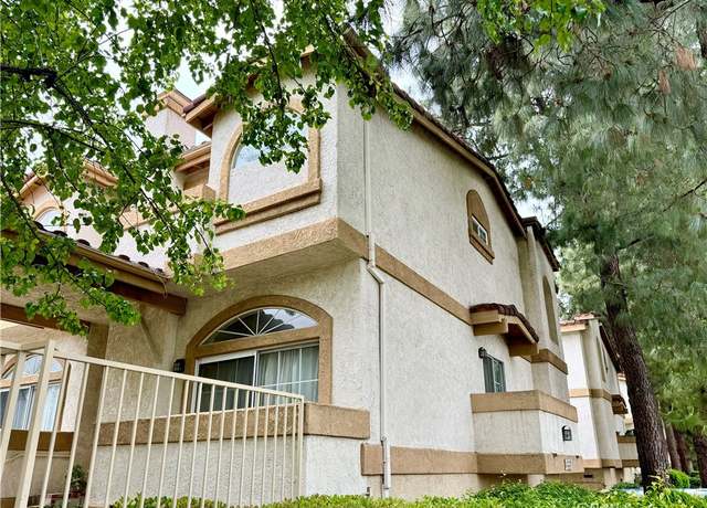 Property at 19950 Sherman Way Unit A, Winnetka, CA 91306, 3 beds, 3.5 baths