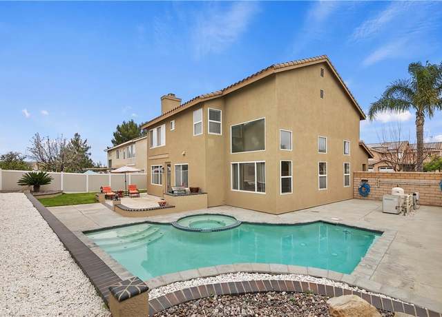 Property at 16373 Skyridge Dr, Riverside, CA 92503, 4 beds, 3 baths