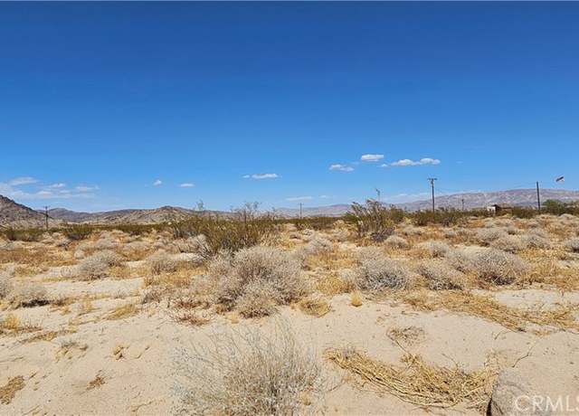 Property at 800 Mikiska Blvd, Landers, CA 92285