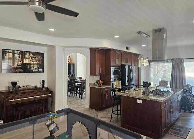 Property at 43075 Corte Fresca, Temecula, CA 92592, 4 beds, 3 baths