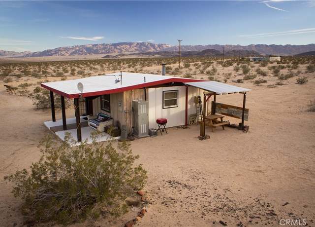 Property at 66488 Pole Line Rd, Joshua Tree, CA 92252, 1 bath