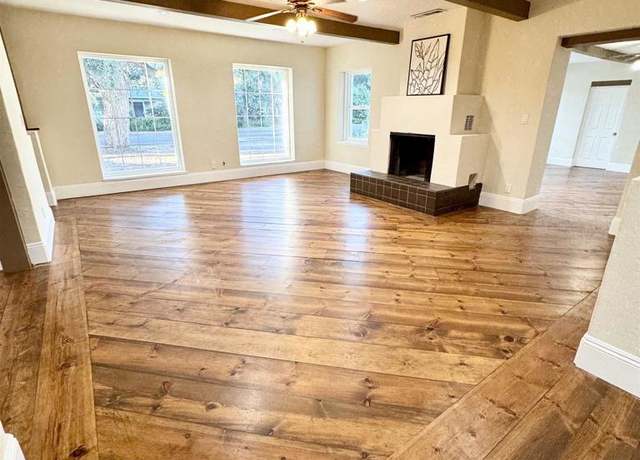 Property at 820 E Gettysburg Ave, Fresno, CA 93704, 5 beds, 3 baths