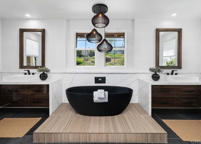 Property at 7661 Sitio Algodon, Carlsbad, CA 92009, 5 beds, 3.5 baths