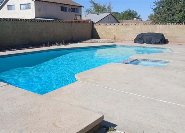Property at 44511 E Fenhold St E, Lancaster, CA 93535, 4 beds, 3 baths