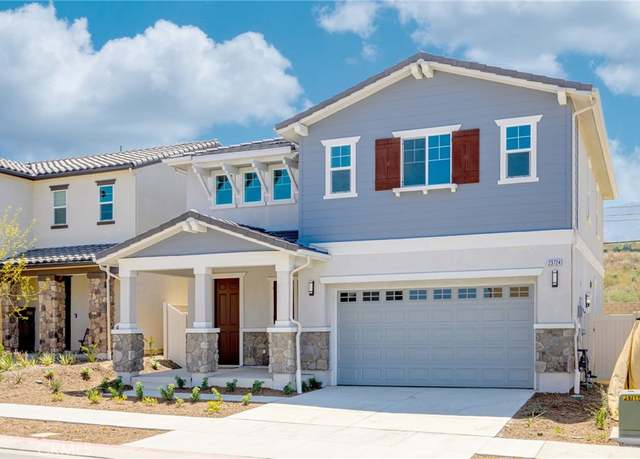 Property at 23724 Wilcox Dr, Newhall, CA 91321, 5 beds, 3 baths