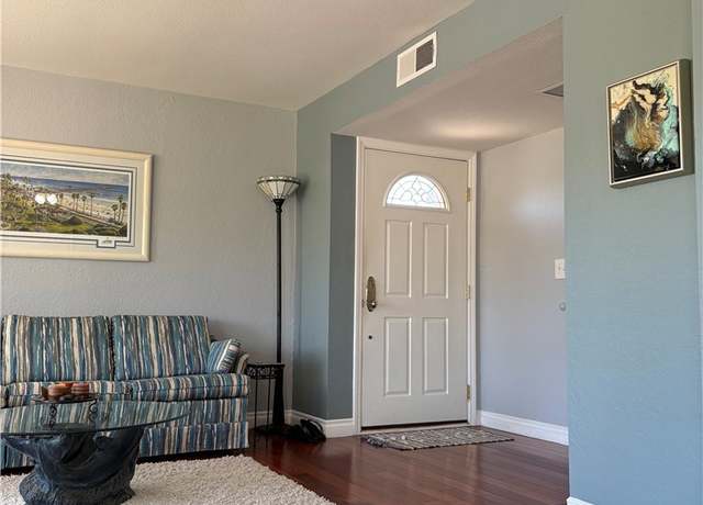 Property at 2802 Camino Capistrano Unit C, San Clemente, CA 92672, 3 beds, 2 baths