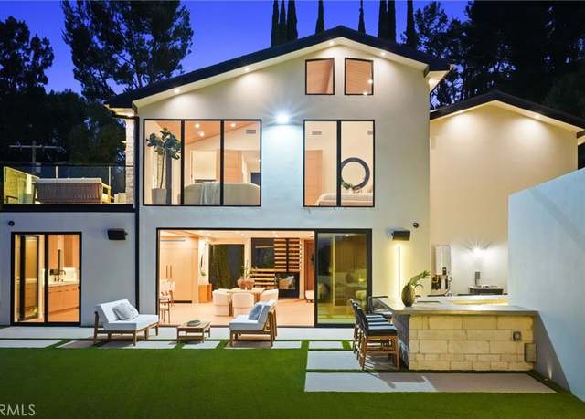 Property at 4551 Alonzo Ave, Encino, CA 91316, 5 beds, 4.5 baths