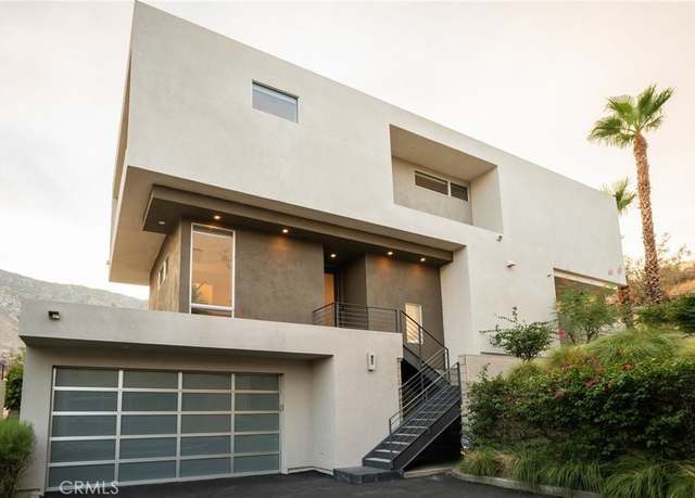Property at 2805 S Palm Canyon Dr, Palm Springs, CA 92264, 4 beds, 3.5 baths