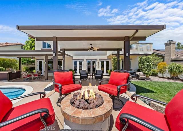 Property at 32409 Favara Dr, Temecula, CA 92592, 5 beds, 3 baths