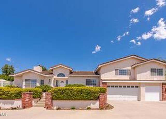 Property at 2210 Via Loma, Camarillo, CA 93012, 4 beds, 3.5 baths