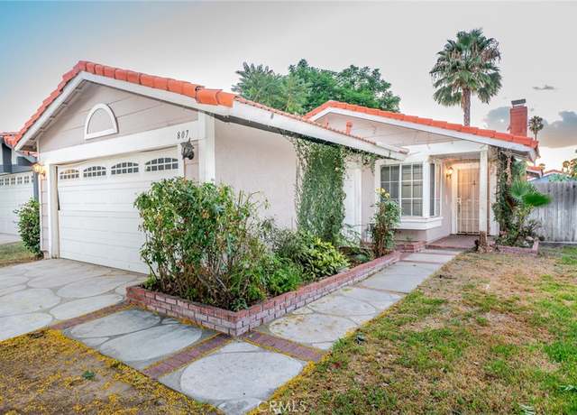 Property at 807 Santa Fe Ln, Colton, CA 92324, 3 beds, 2 baths