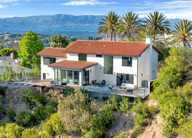 Property at 4335 Chaumont Rd, Woodland Hills, CA 91364, 4 beds, 3.5 baths