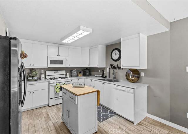 Property at 8430 Spring Desert Pl Unit B, Rancho Cucamonga, CA 91730, 3 beds, 2.5 baths