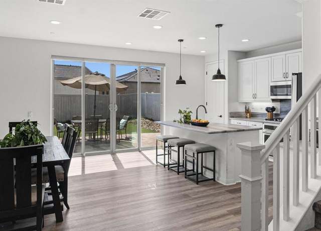 Property at 27924 Barley Ct, Valley Center, CA 92082, 4 beds, 3 baths