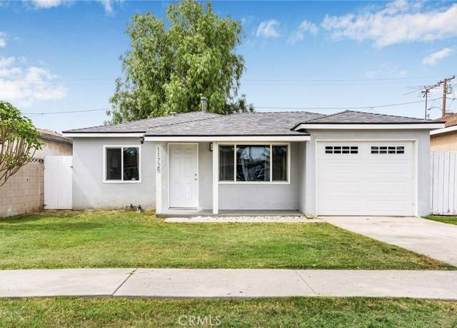Property at 11725 209th St, Lakewood, CA 90715, 3 beds, 1 bath