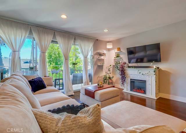 Property at 3609 E 2nd St #303, Long Beach, CA 90803, 1 bed, 1 bath