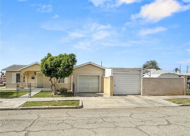 Property at 201 3rd St N, Blythe, CA 92225, 3 beds, 2.5 baths